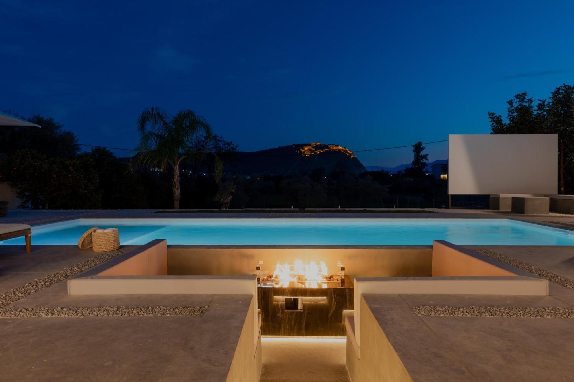 Nafplio Blue Topaz Poolside Villa 외부 사진