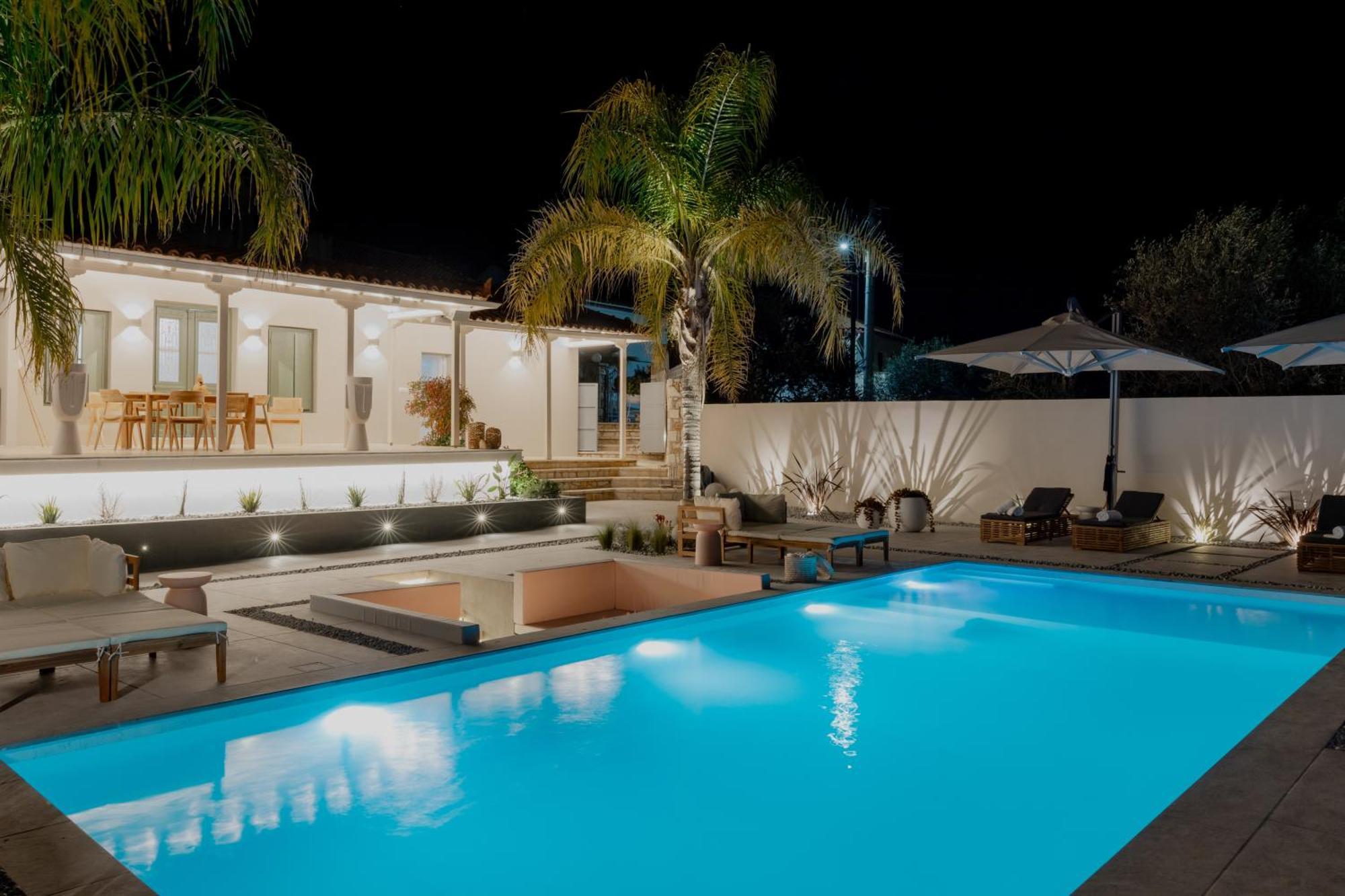 Nafplio Blue Topaz Poolside Villa 외부 사진