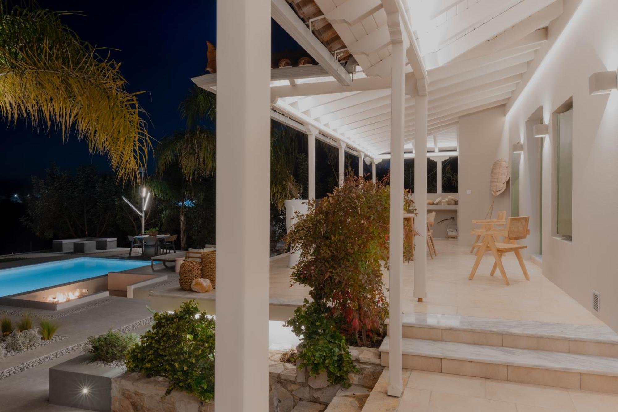 Nafplio Blue Topaz Poolside Villa 외부 사진
